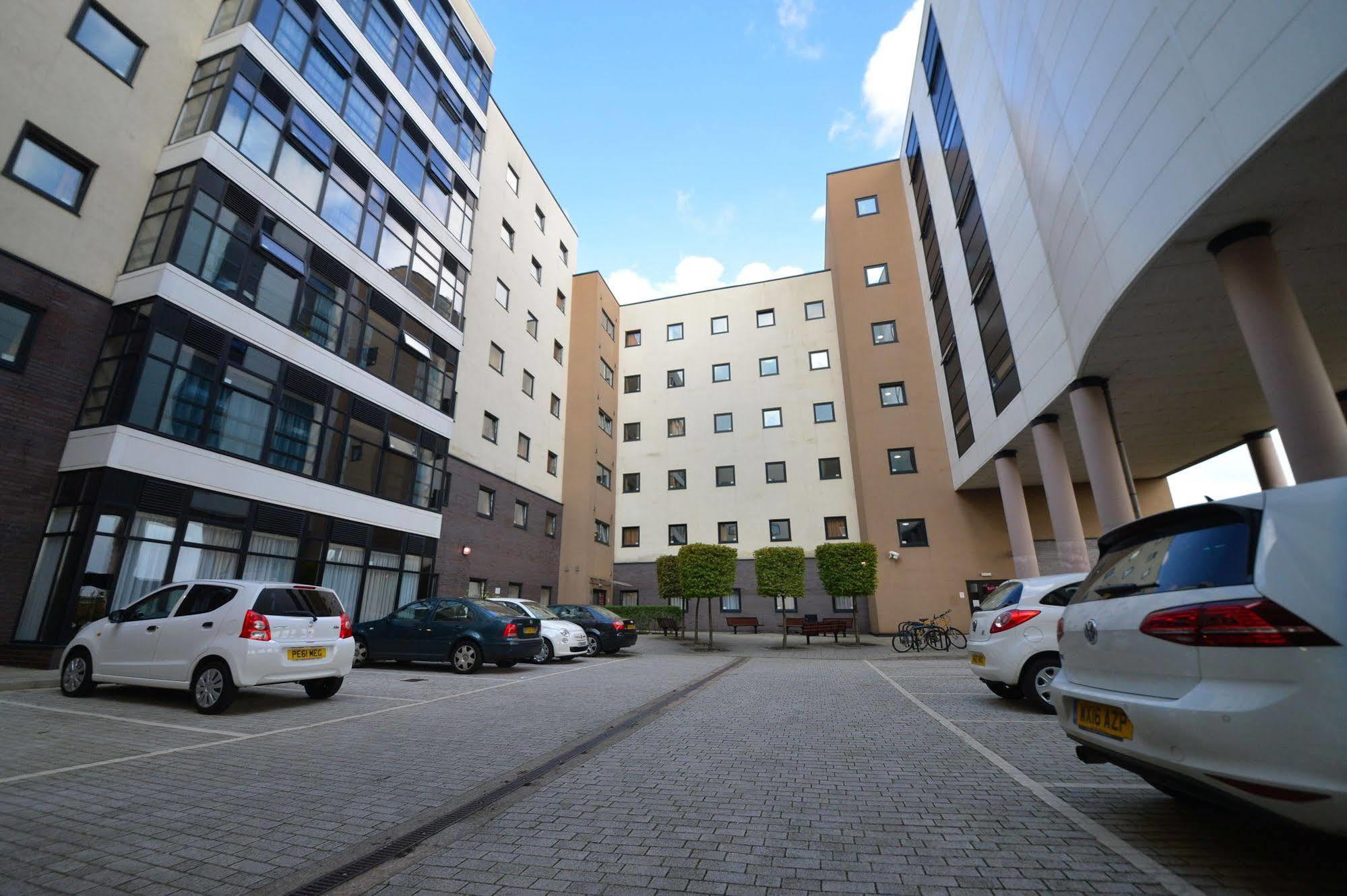 Newport Student Village Newport (Gwent) Exterior foto
